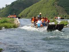 安吉黄浦江源第一漂