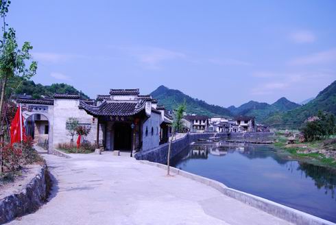 绩溪太极湖村景区